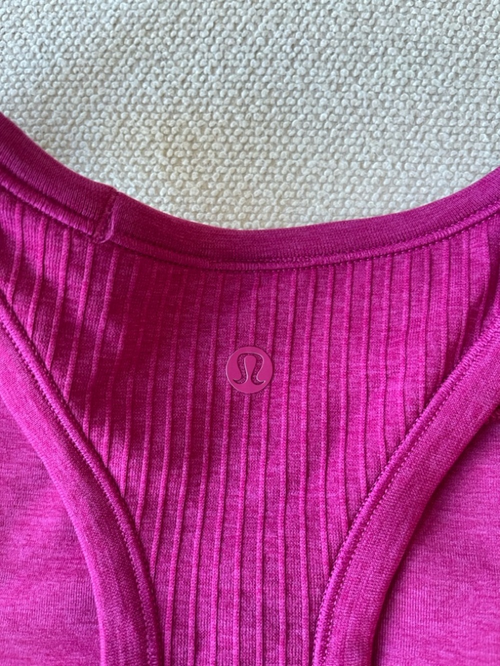 lululemon athletica Bra Top Ribbed Scoop Tank - Magenta